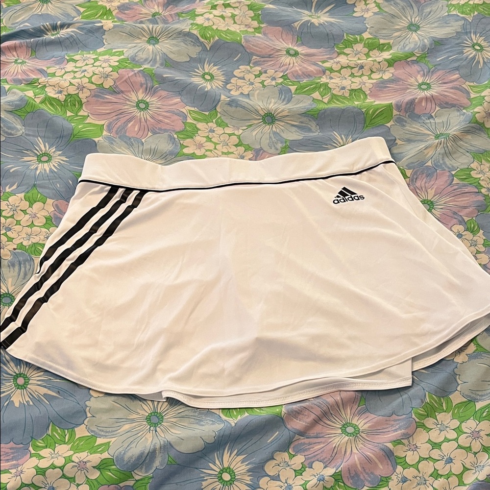 Adidas White Skirt Climalite with shorts - Picture 1 of 5